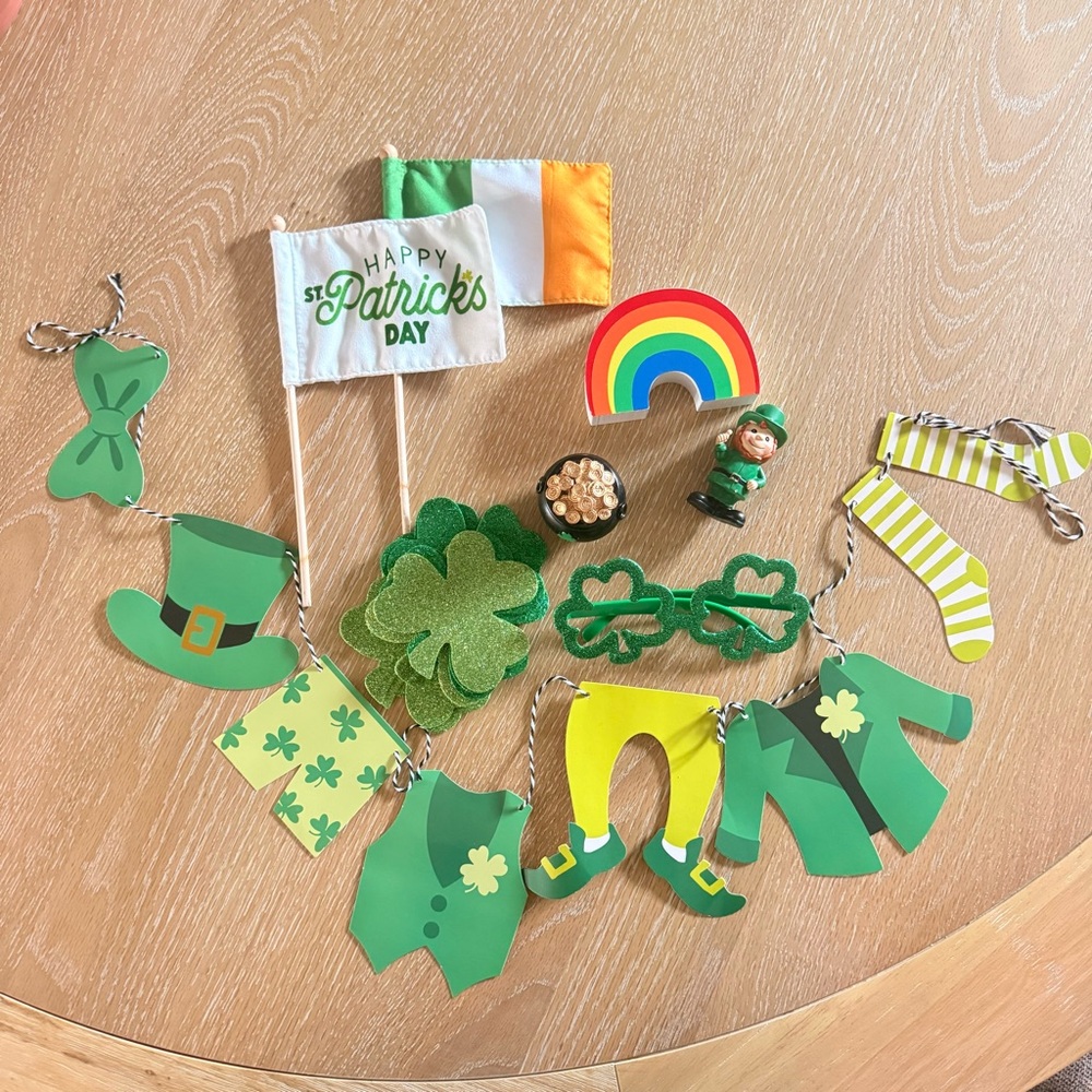 St. Patrick's Day Decorations